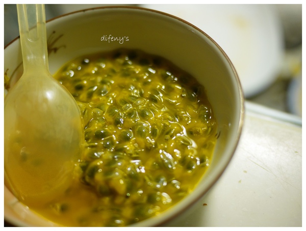 [麵包機裡的世界]蜂蜜百香果吐司