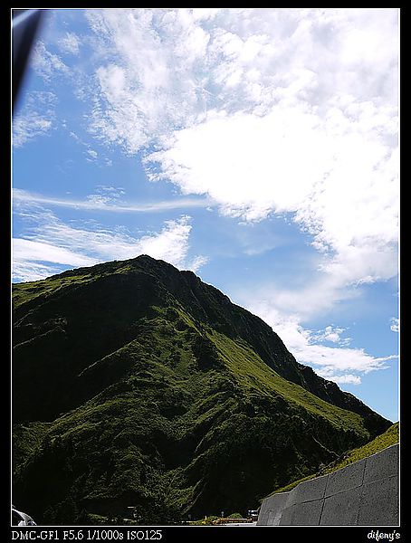[國內趴趴走]一起看星星。往合歡山的路上最美~