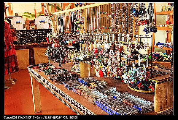 [住。東部。台東]台東鹿野|鹿鳴溫泉酒店。餵牛篇