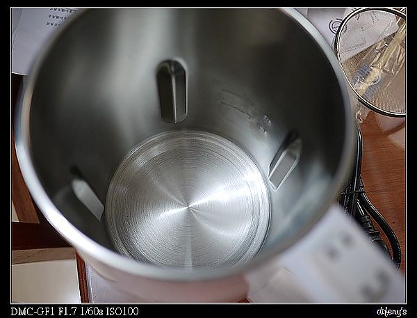 [迷上DIY]新朋友到。豆漿機