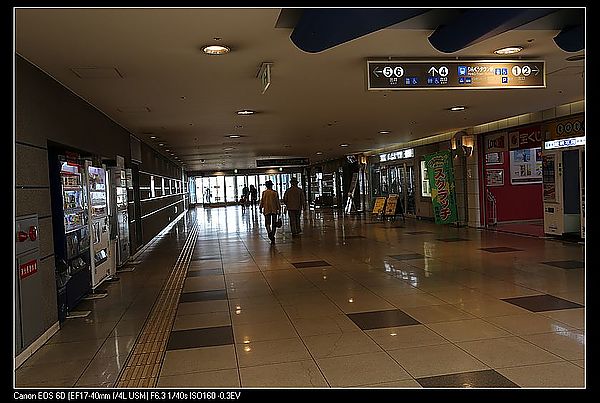 [2013。和自己旅行京都、高山]玩到上飛機前。臨空港outlet，女人一定要去的景點!