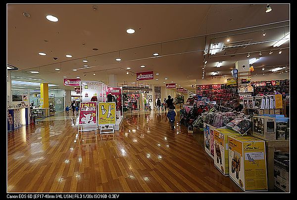 [2013。和自己旅行京都、高山]玩到上飛機前。臨空港outlet，女人一定要去的景點!