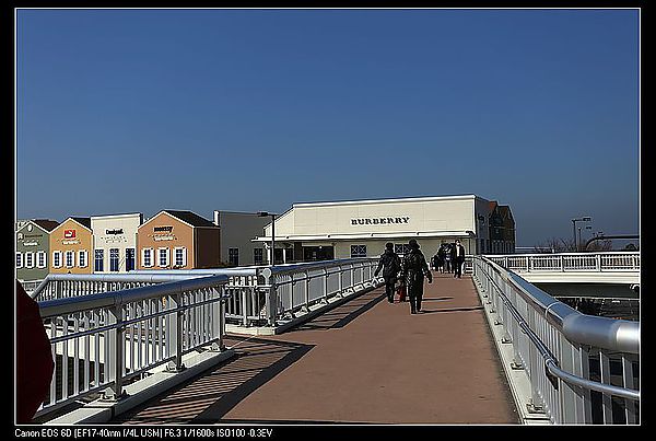 [2013。和自己旅行京都、高山]玩到上飛機前。臨空港outlet，女人一定要去的景點!