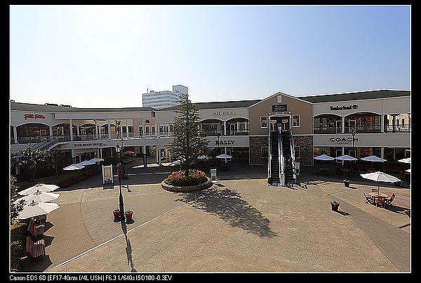 [2013。和自己旅行京都、高山]玩到上飛機前。臨空港outlet，女人一定要去的景點!
