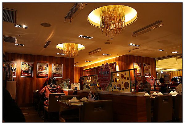 [食記。北部]西門町。英記港式飲茶。星聚點附設餐廳~西門店