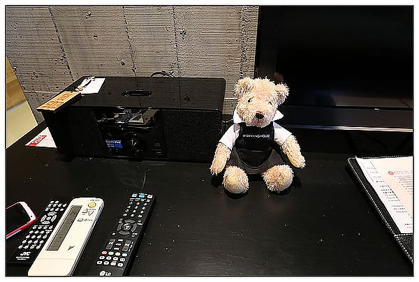 [住。東部]礁溪|清水模裡躍動。冒煙的石頭時尚旅店(環境篇)