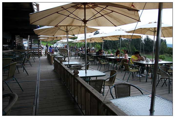 [國內趴趴走。北部]桃園|星海之戀咖啡館。看飛機、夜景~轉換心情的好地點