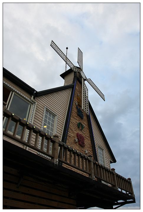 [國內趴趴走。北部]桃園|星海之戀咖啡館。看飛機、夜景~轉換心情的好地點