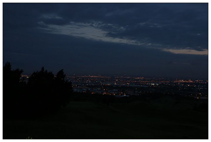 [國內趴趴走。北部]桃園|星海之戀咖啡館。看飛機、夜景~轉換心情的好地點