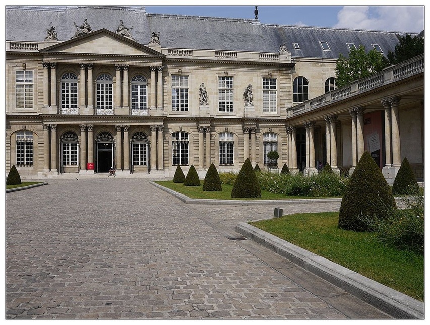 [2013。夏。親子背包歐遊]遊記|DAY5-薇薇安拱廊、歌劇院opera。春天百貨說國語