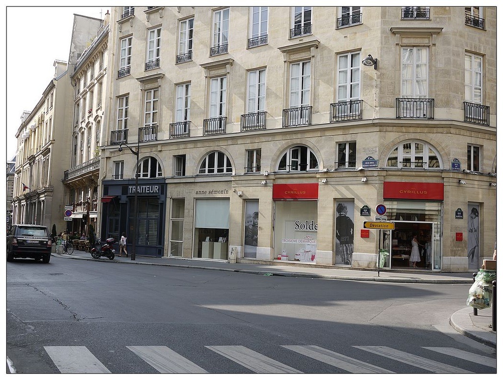 [2013。夏。親子背包歐遊]遊記|DAY5-薇薇安拱廊、歌劇院opera。春天百貨說國語