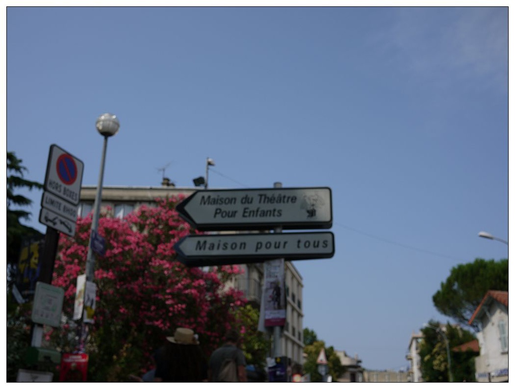 [2013。夏。親子背包歐遊]遊記|DAY7-美好的薰衣草季。AMY的私房普羅旺斯南法tour行程。幸福