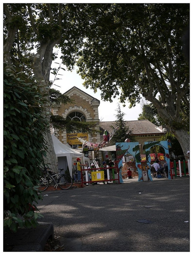 [2013。夏。親子背包歐遊]遊記|DAY7-美好的薰衣草季。AMY的私房普羅旺斯南法tour行程。幸福