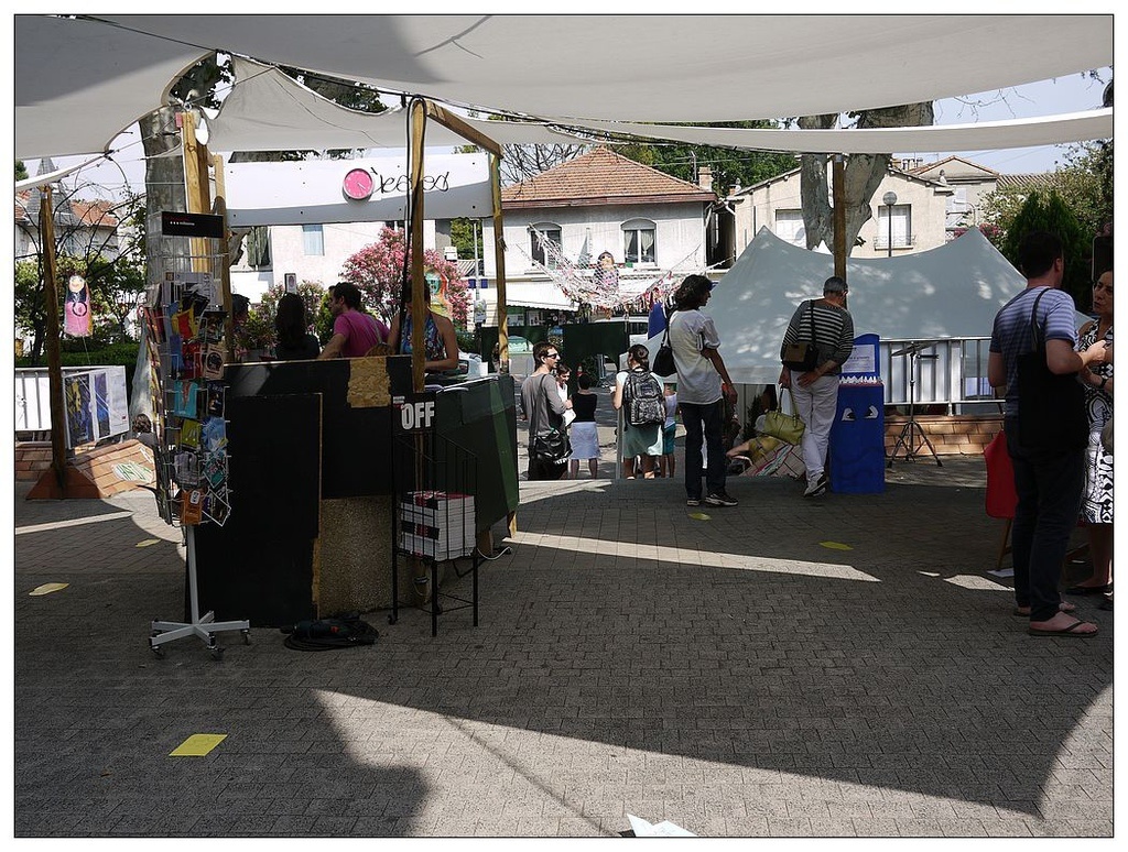 [2013。夏。親子背包歐遊]遊記|DAY7-美好的薰衣草季。AMY的私房普羅旺斯南法tour行程。幸福