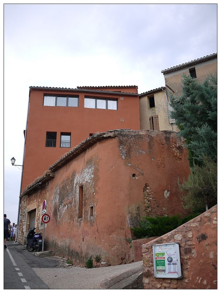 [2013。夏。親子背包歐遊]遊記|DAY7-美好的薰衣草季。AMY的私房普羅旺斯南法tour行程。幸福