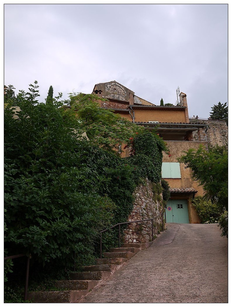[2013。夏。親子背包歐遊]遊記|DAY7-美好的薰衣草季。AMY的私房普羅旺斯南法tour行程。幸福