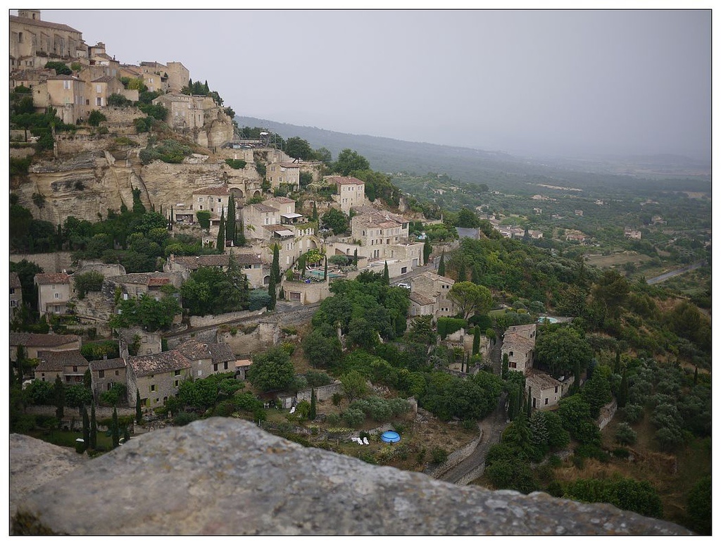 [2013。夏。親子背包歐遊]遊記|DAY7-美好的薰衣草季。AMY的私房普羅旺斯南法tour行程。幸福