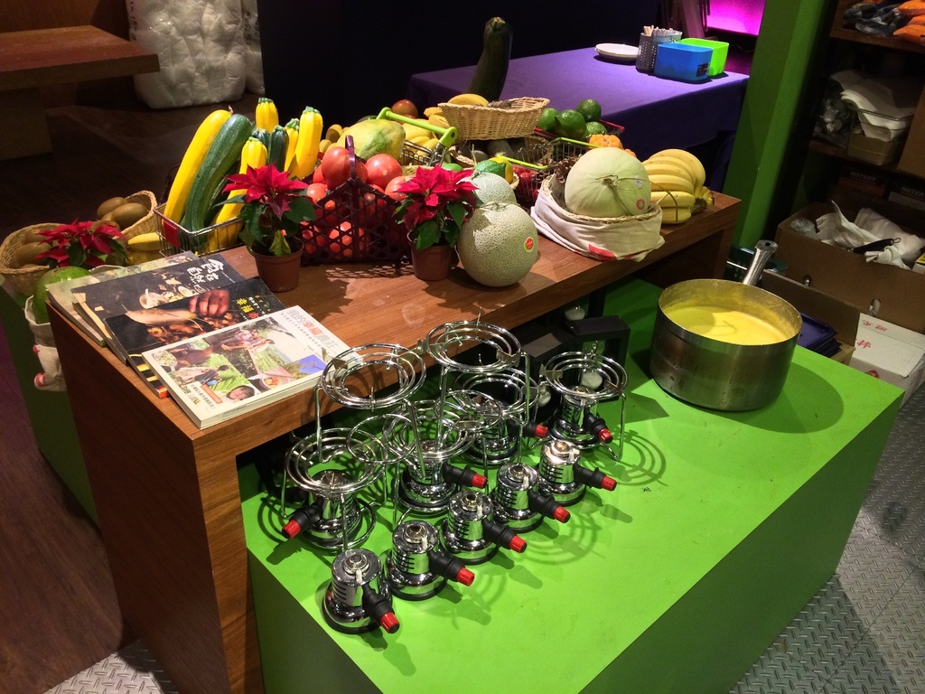 [食記。北部]台北信義|大安森林公園站對面。舞蔬弄果。素食歐式創意料理新選擇