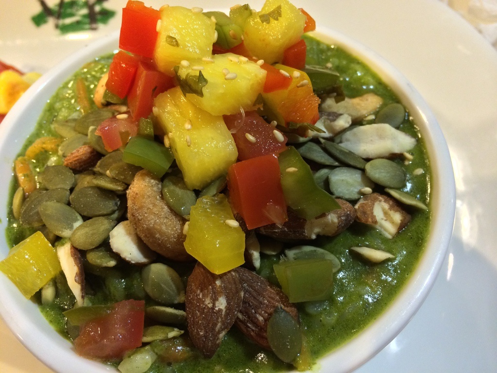 [食記。北部]台北信義|大安森林公園站對面。舞蔬弄果。素食歐式創意料理新選擇