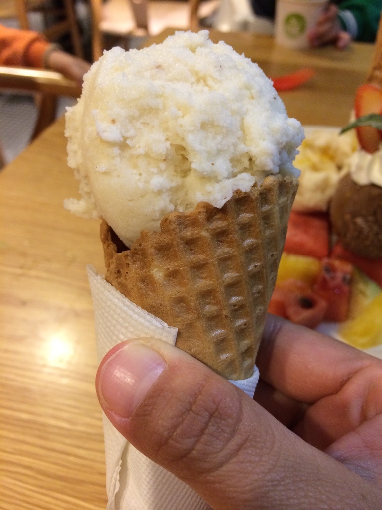 [食記。北部]台北信義|大安森林公園站對面。舞蔬弄果。素食歐式創意料理新選擇