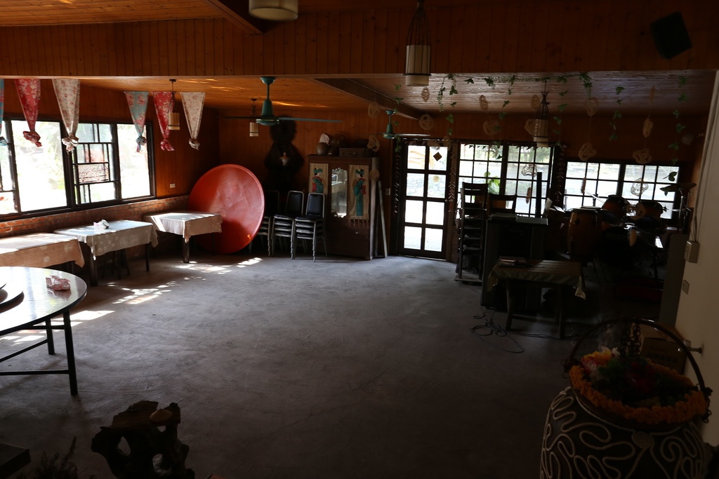 [食記。東部]慢城鳳林旅記|芳草古樹擂茶餐。重新學習家庭、長幼、親子間教育娛樂兼具餐廳