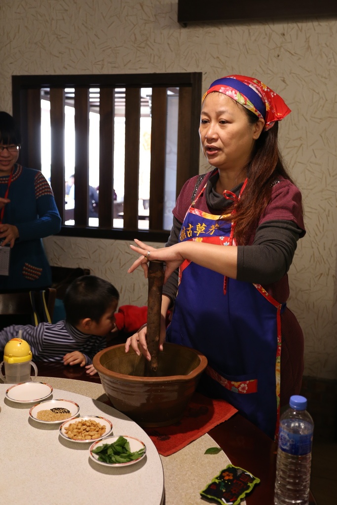 [食記。東部]慢城鳳林旅記|芳草古樹擂茶餐。重新學習家庭、長幼、親子間教育娛樂兼具餐廳