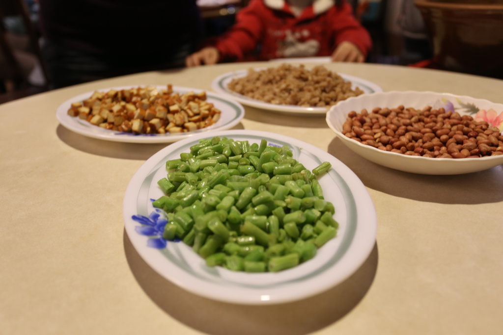 [食記。東部]慢城鳳林旅記|芳草古樹擂茶餐。重新學習家庭、長幼、親子間教育娛樂兼具餐廳