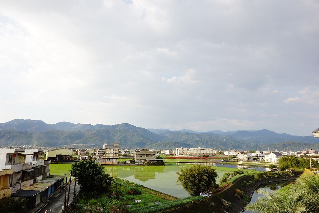 [住。東部]宜蘭羅東民宿推薦|巴黎鐵塔。宜蘭包棟民宿。精品設計民宿。私人招待所～營造國外日租公寓的感受～回味巴黎鐵塔的美好