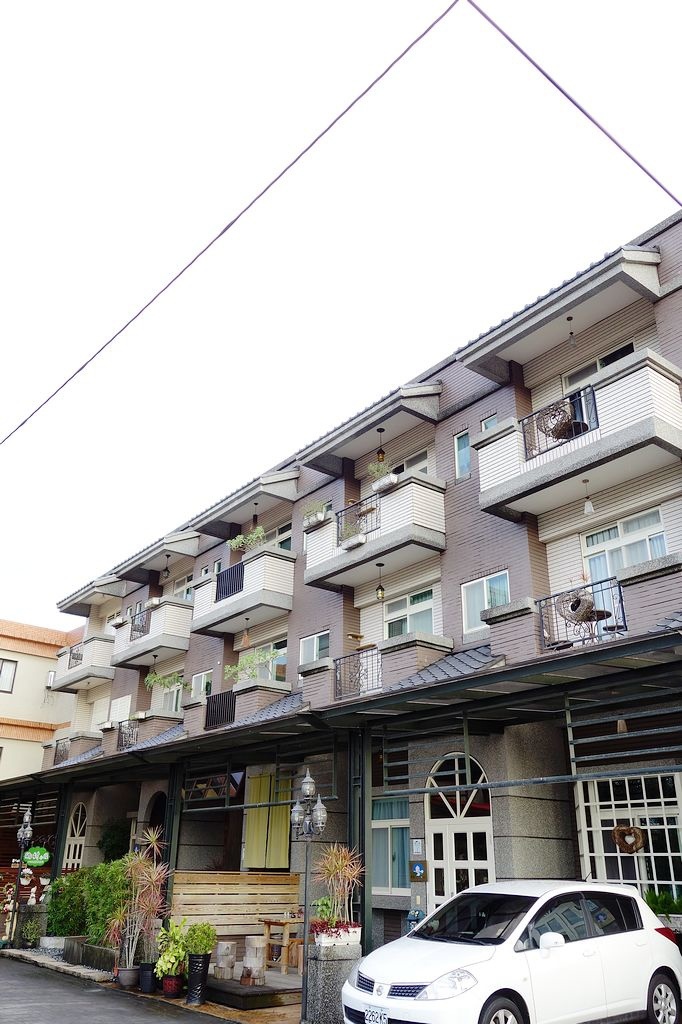 [住。東部]宜蘭羅東民宿推薦|巴黎鐵塔。宜蘭包棟民宿。精品設計民宿。私人招待所～營造國外日租公寓的感受～回味巴黎鐵塔的美好