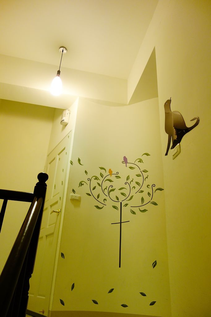 [住。東部]宜蘭羅東民宿推薦|巴黎鐵塔。宜蘭包棟民宿。精品設計民宿。私人招待所～營造國外日租公寓的感受～回味巴黎鐵塔的美好