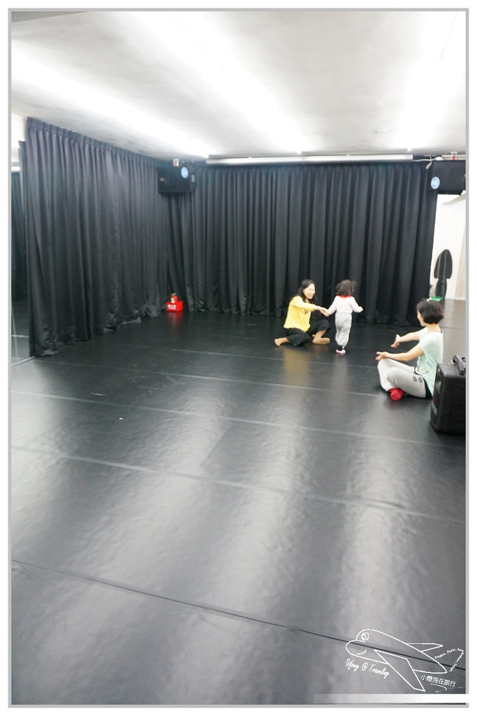 [親子。課程]AM藝起來–老師來了。親子遊樂園==藝術X音樂課程～小小獅子們，上課囉！藝術課程、親子關係的養成課程推薦～