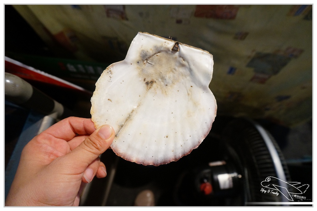 [食記。南部]Night Market, Kaohsiung。高雄市凱旋國際觀光夜市=部落嗑美食。高雄景點推薦、交通方便、全國最大夜市。五星級夜市、占地九千坪、4500個停車位，不怕你來吃（下）