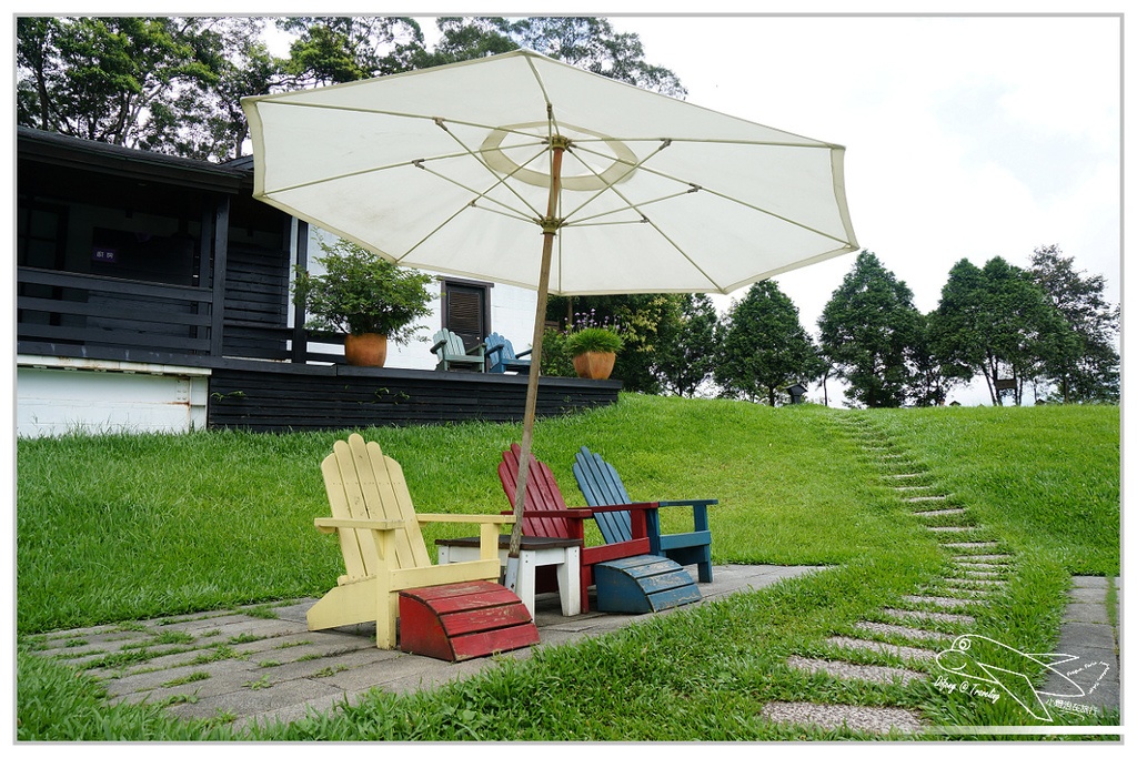 [國內趴趴走。北部]新竹尖石｜薰衣草森林快閃再訪。玫瑰冰淇淋超夢幻好吃！