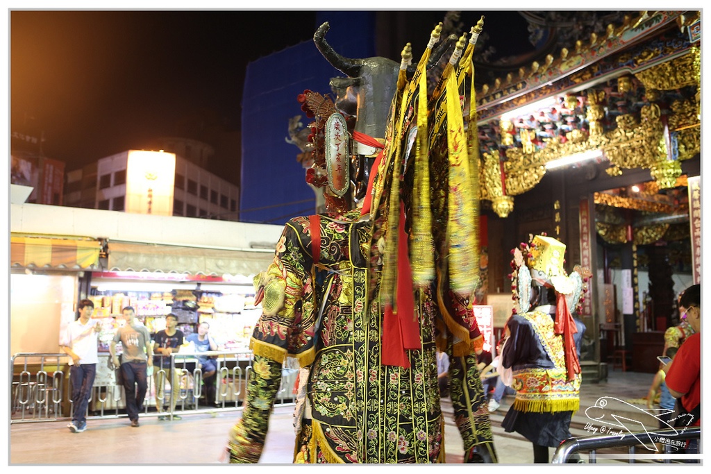 [食記。北部]新竹｜城隍廟小吃。阿忠肉圓。高朋滿座小吃攤