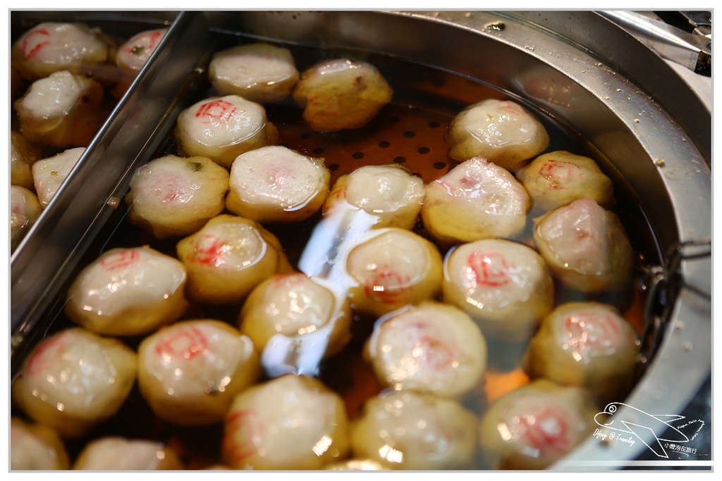 [食記。北部]新竹｜城隍廟小吃。阿忠肉圓。高朋滿座小吃攤