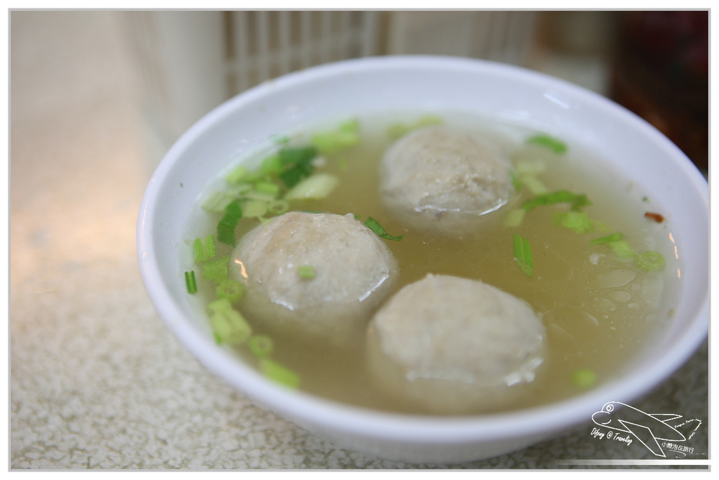 [食記。北部]新竹｜城隍廟小吃。阿忠肉圓。高朋滿座小吃攤