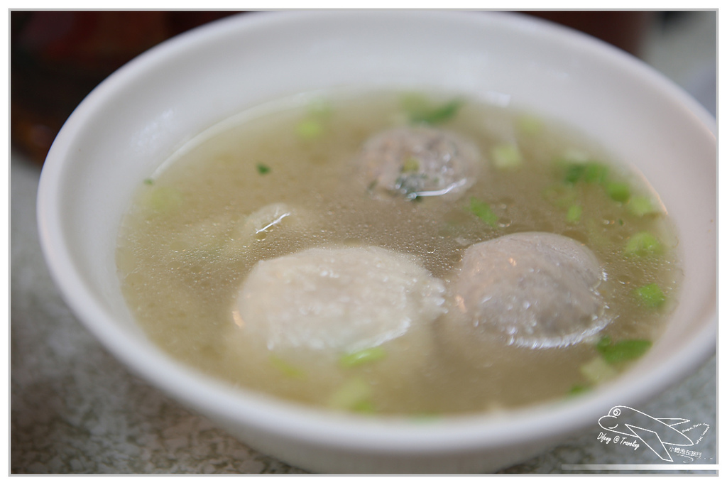 [食記。北部]新竹｜城隍廟小吃。阿忠肉圓。高朋滿座小吃攤