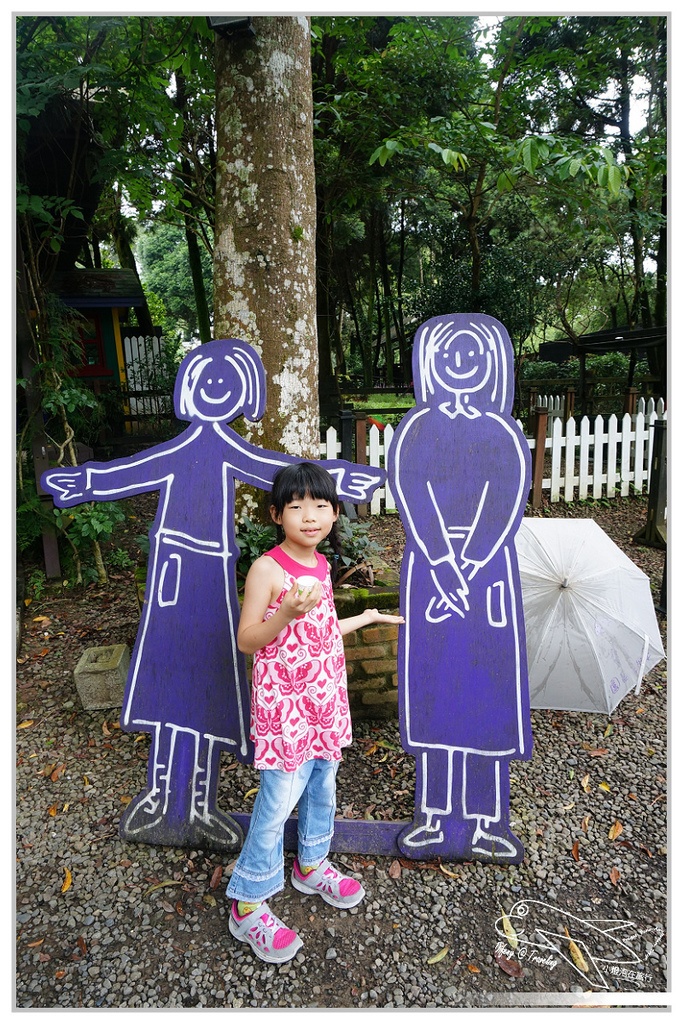 [國內趴趴走。北部]新竹尖石｜薰衣草森林快閃再訪。玫瑰冰淇淋超夢幻好吃！