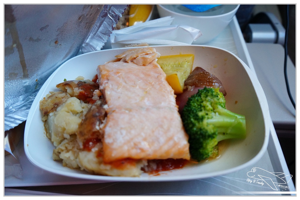 [2014歐洲火車旅行達人]阿聯酋航空Eminates初體驗～奢華航空公司飛歐洲～