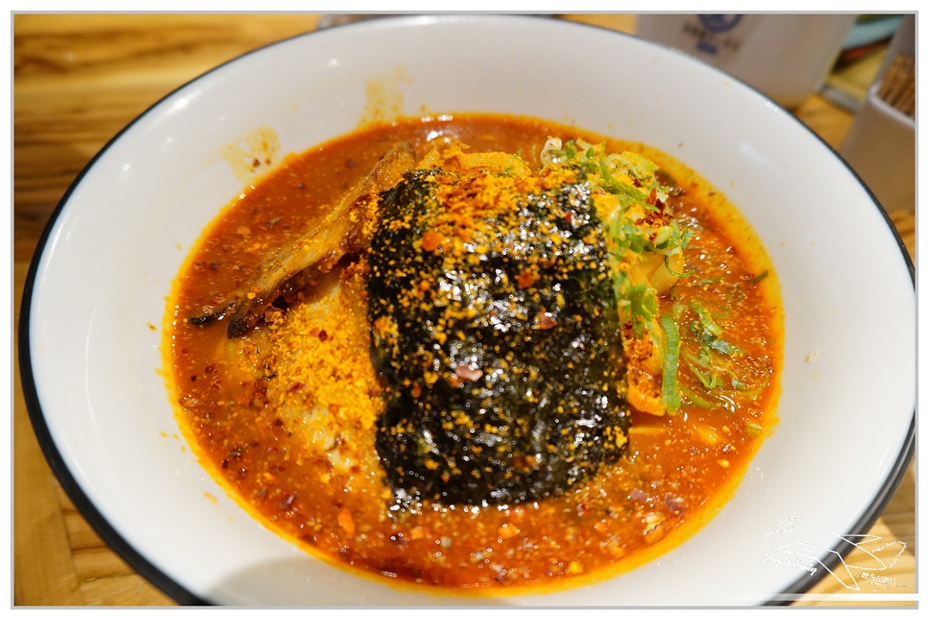 [2014。夏。日本親子自助。四國山陽趴趴走]倉敷|小豆島ラーメン拉麵。小豆島ラーメンHishio~地道小豆島牛仔褲拉麵