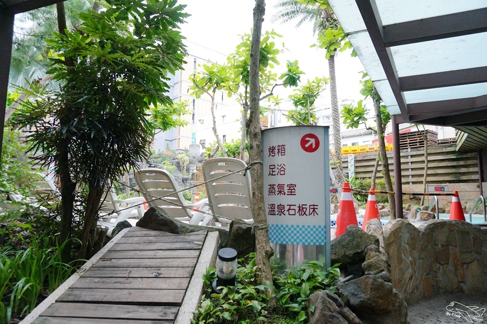 [住。東部]宜蘭礁溪｜推薦溫泉親子戲水樂園spa首選、中冠礁溪大飯店（Art spa hotel）=雪山溫泉飯店（Resort one hotel）。超刺激好玩星河傳說spa溫泉水世界。礁溪方便住宿推薦～主廚餐點超創意好吃～