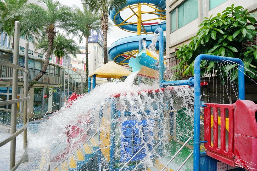 [住。東部]宜蘭礁溪｜推薦溫泉親子戲水樂園spa首選、中冠礁溪大飯店（Art spa hotel）=雪山溫泉飯店（Resort one hotel）。超刺激好玩星河傳說spa溫泉水世界。礁溪方便住宿推薦～主廚餐點超創意好吃～