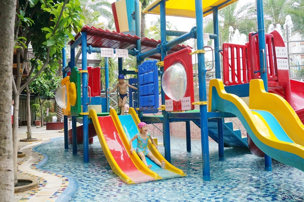 [住。東部]宜蘭礁溪｜推薦溫泉親子戲水樂園spa首選、中冠礁溪大飯店（Art spa hotel）=雪山溫泉飯店（Resort one hotel）。超刺激好玩星河傳說spa溫泉水世界。礁溪方便住宿推薦～主廚餐點超創意好吃～