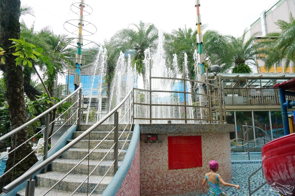 [住。東部]宜蘭礁溪｜推薦溫泉親子戲水樂園spa首選、中冠礁溪大飯店（Art spa hotel）=雪山溫泉飯店（Resort one hotel）。超刺激好玩星河傳說spa溫泉水世界。礁溪方便住宿推薦～主廚餐點超創意好吃～