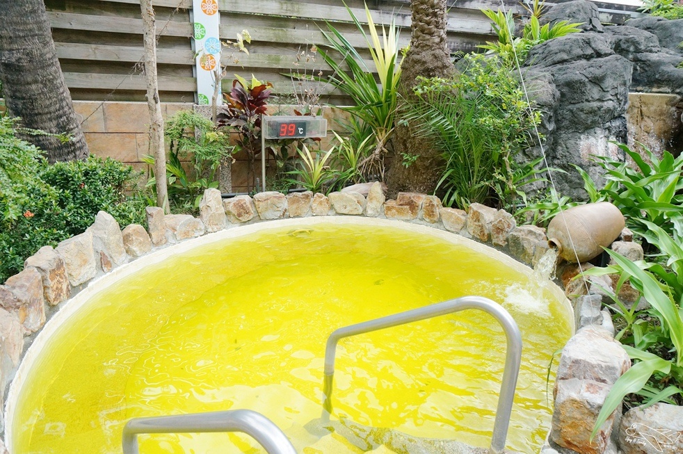 [住。東部]宜蘭礁溪｜推薦溫泉親子戲水樂園spa首選、中冠礁溪大飯店（Art spa hotel）=雪山溫泉飯店（Resort one hotel）。超刺激好玩星河傳說spa溫泉水世界。礁溪方便住宿推薦～主廚餐點超創意好吃～