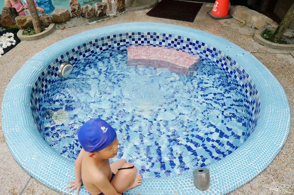 [住。東部]宜蘭礁溪｜推薦溫泉親子戲水樂園spa首選、中冠礁溪大飯店（Art spa hotel）=雪山溫泉飯店（Resort one hotel）。超刺激好玩星河傳說spa溫泉水世界。礁溪方便住宿推薦～主廚餐點超創意好吃～