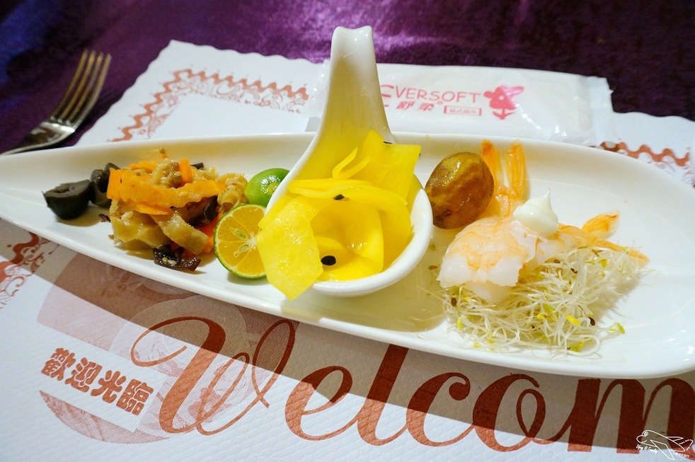 [住。東部]宜蘭礁溪｜推薦溫泉親子戲水樂園spa首選、中冠礁溪大飯店（Art spa hotel）=雪山溫泉飯店（Resort one hotel）。超刺激好玩星河傳說spa溫泉水世界。礁溪方便住宿推薦～主廚餐點超創意好吃～