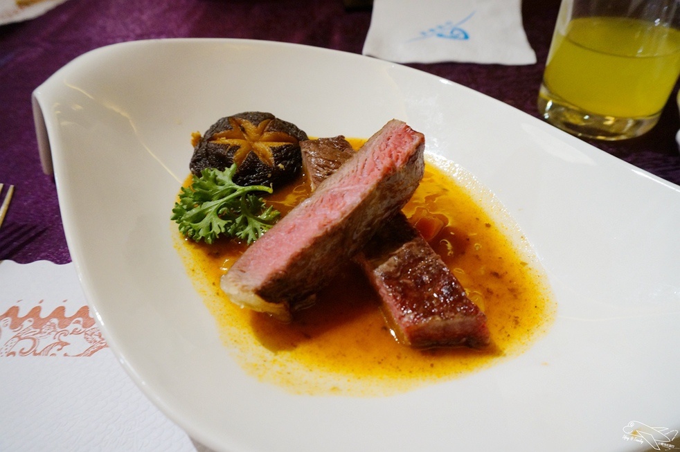 [住。東部]宜蘭礁溪｜推薦溫泉親子戲水樂園spa首選、中冠礁溪大飯店（Art spa hotel）=雪山溫泉飯店（Resort one hotel）。超刺激好玩星河傳說spa溫泉水世界。礁溪方便住宿推薦～主廚餐點超創意好吃～