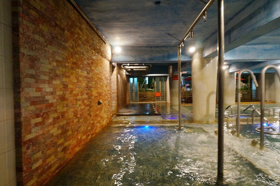 [住。東部]宜蘭礁溪｜推薦溫泉親子戲水樂園spa首選、中冠礁溪大飯店（Art spa hotel）=雪山溫泉飯店（Resort one hotel）。超刺激好玩星河傳說spa溫泉水世界。礁溪方便住宿推薦～主廚餐點超創意好吃～