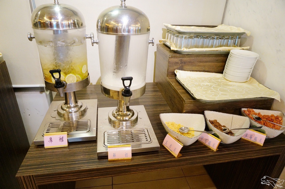 [住。東部]宜蘭礁溪｜推薦溫泉親子戲水樂園spa首選、中冠礁溪大飯店（Art spa hotel）=雪山溫泉飯店（Resort one hotel）。超刺激好玩星河傳說spa溫泉水世界。礁溪方便住宿推薦～主廚餐點超創意好吃～